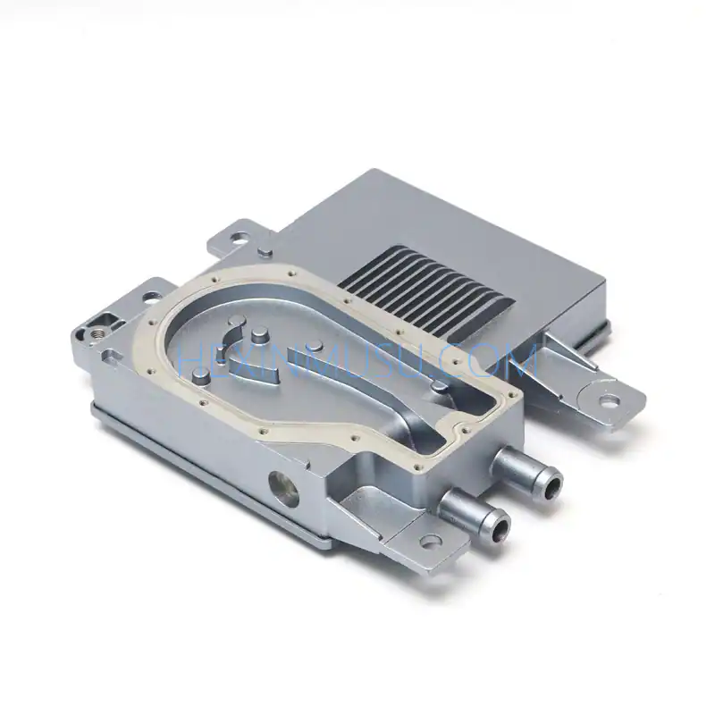 新能源汽车水冷散热器外壳